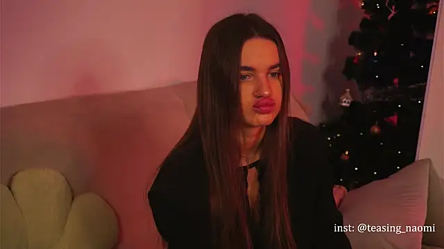Snapshot of aesthetics__tease chatting on 12-29-24, 02:17 aesthetics tease online show from 12-29-24, 02:17