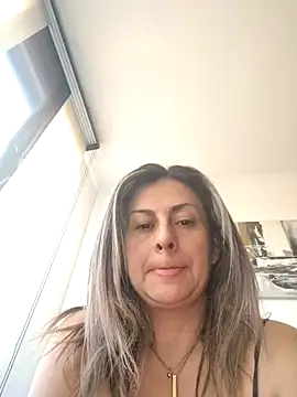 Latiinvenushot online show from 03-25-26, 01:50