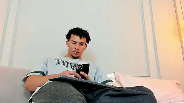 Dominick star online show from 01-16-25, 09:27