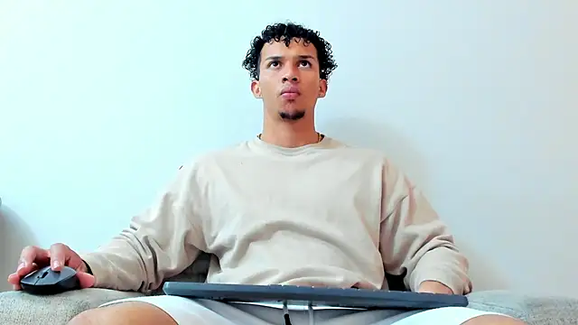 Dominick star online show from 01-18-25, 03:53