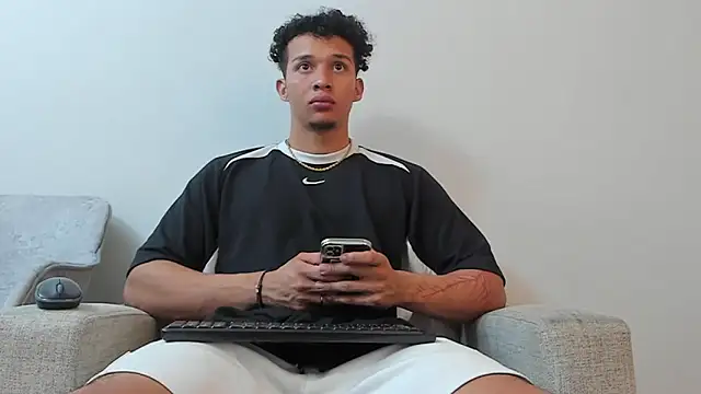 Dominick star online show from 03-20-25, 03:02