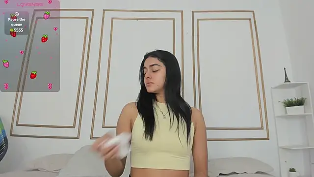 natalia aguirre1 online show from 03-15-25, 12:24