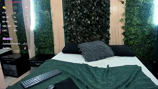 VickyJohnson1 online show from 01-05-26, 08:34