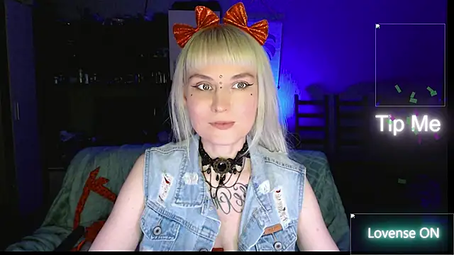 mischellemeow13 online show from 05-14-26, 11:11