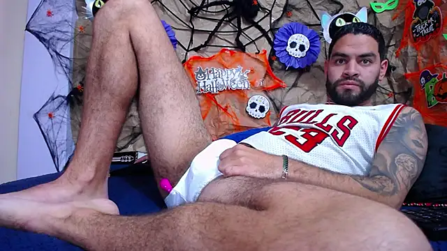 Snapshot of akeemdavid_05 chatting on 10-10-25, 06:29 akeemdavid 05 online show from 10-10-25, 06:29