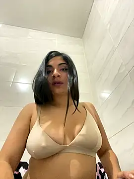 Snapshot of mysteriousgirl20 chatting on 11-26-25, 01:12 mysteriousgirl20 online show from 11-26-25, 01:12