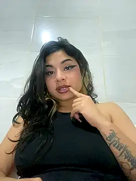 Snapshot of mysteriousgirl20 chatting on 11-30-25, 02:21 mysteriousgirl20 online show from 11-30-25, 02:21