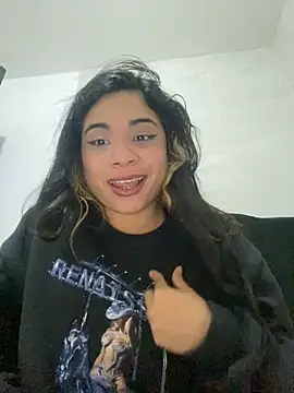 Snapshot of mysteriousgirl20 chatting on 01-06-26, 03:43 mysteriousgirl20 online show from 01-06-26, 03:43