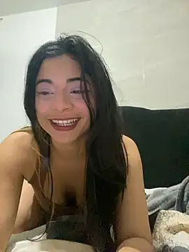 Snapshot of mysteriousgirl20 chatting on 02-14-26, 02:14 mysteriousgirl20 online show from 02-14-26, 02:14