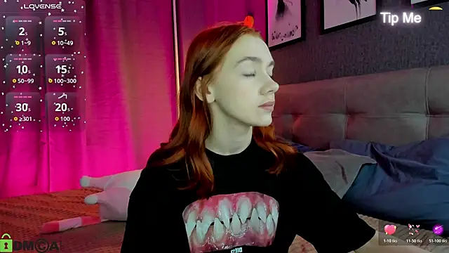 Lesi Moonie01 online show from 03-27-26, 09:21