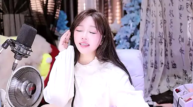 Missy Nana21 online show from 03-21-25, 07:24