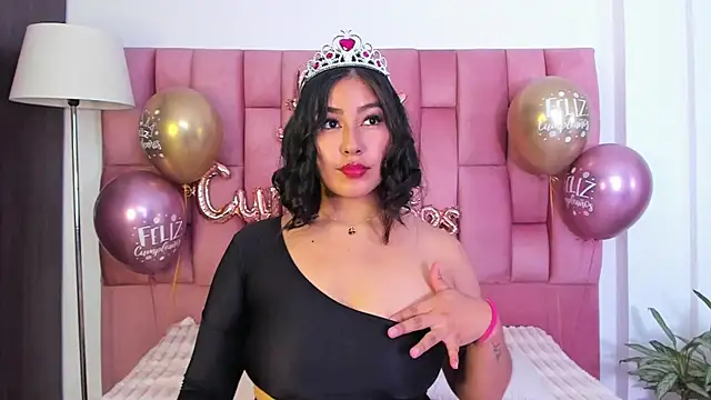 EmmaRossem online show from 02-09-25, 08:13