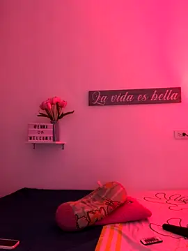 EmmaRossem online show from 10-15-25, 07:58