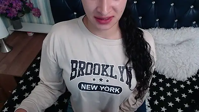 Scarlett Keaton online show from 09-22-25, 05:20