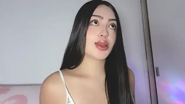 Sweet-Sophiee online show from 04-23-26, 03:30