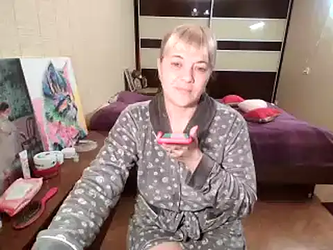 Lia Laguna77 online show from 10-15-25, 07:52