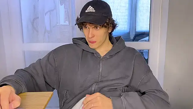 alyx garden online show from 04-24-26, 10:50