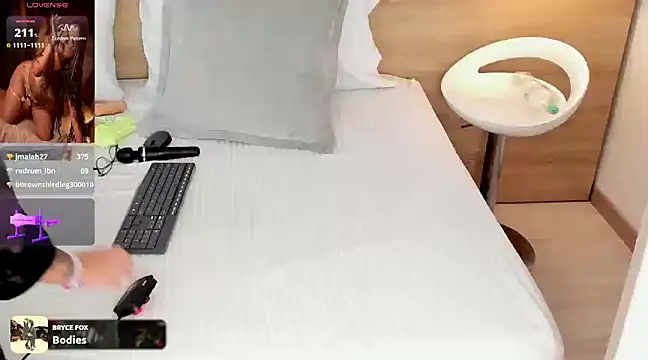 Megansttein  online show from 02-01-25, 04:35