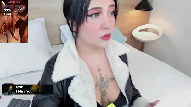 Megansttein  online show from 03-10-25, 07:18