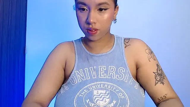 Snapshot of barbara_falcons chatting on 02-16-26, 07:59 barbara falcons online show from 02-16-26, 07:59