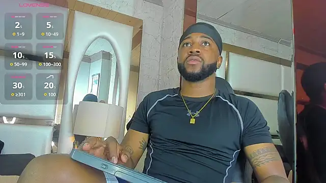 Drake Nassir4 online show from 11-25-25, 01:55