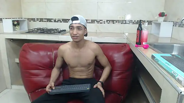 Snapshot of jose_sexycumm chatting on 01-21-25, 09:04 jose sexycumm online show from 01-21-25, 09:04