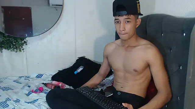 Snapshot of jose_sexycumm chatting on 03-13-25, 08:22 jose sexycumm online show from 03-13-25, 08:22