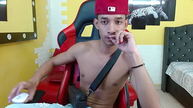 Snapshot of jose_sexycumm chatting on 09-30-25, 07:08 jose sexycumm online show from 09-30-25, 07:08