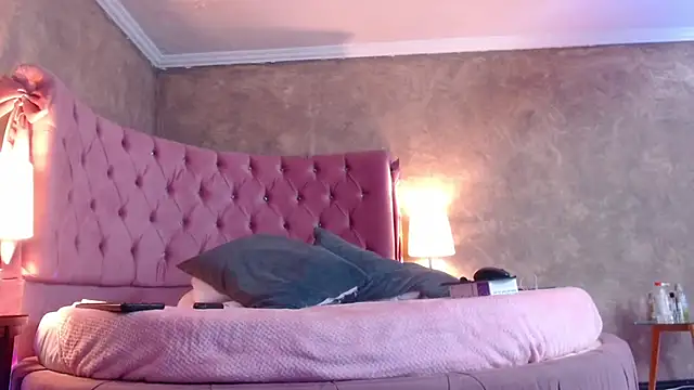 GabyPetit online show from 03-05-25, 08:32