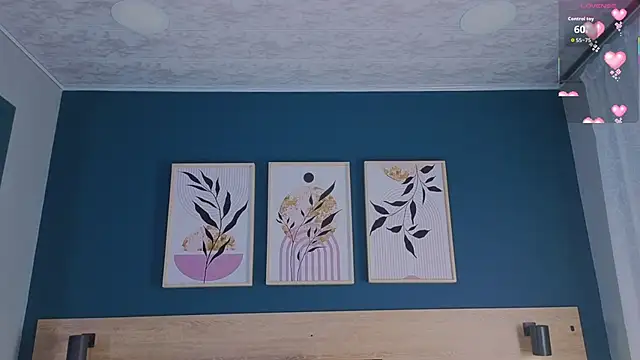 GabyPetit online show from 09-24-25, 08:01