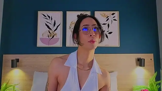 GabyPetit online show from 10-04-25, 03:37