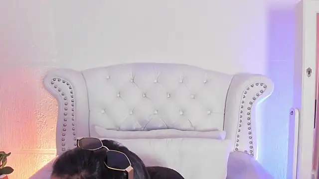 GabyPetit online show from 04-08-26, 07:47