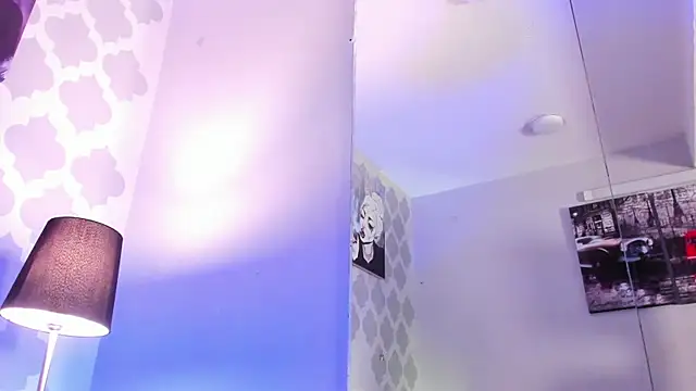 GabyPetit online show from 04-30-26, 07:53