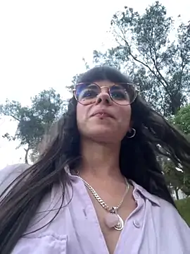 Snapshot of VioletaSubmissive chatting on 05-16-26, 11:03 VioletaSubmissive online show from 05-16-26, 11:03
