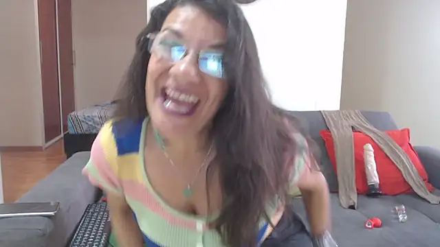 Snapshot of Kate_blakesexxx chatting on 10-04-25, 10:08 Kate blakesexxx online show from 10-04-25, 10:08