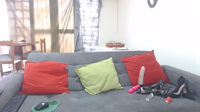 Snapshot of Kate_blakesexxx chatting on 10-26-25, 08:37 Kate blakesexxx online show from 10-26-25, 08:37