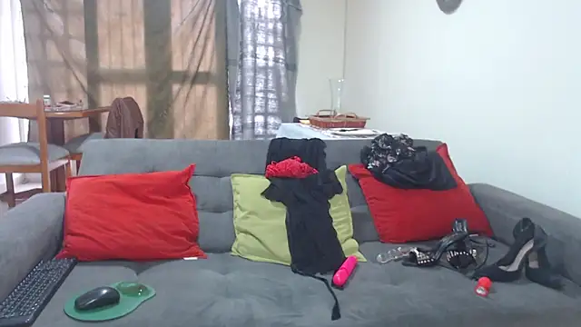 Snapshot of Kate_blakesexxx chatting on 10-27-25, 09:52 Kate blakesexxx online show from 10-27-25, 09:52