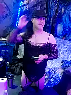 Snapshot of Boo-boo_kittyfux chatting on 12-15-24, 03:09 Boo-boo kittyfux online show from 12-15-24, 03:09