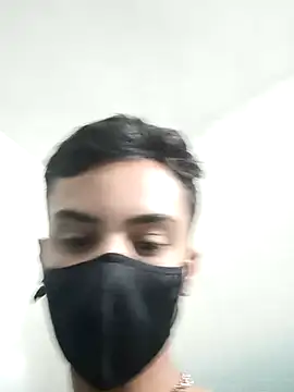 Snapshot of Mr_joh chatting on 11-13-25, 05:06 Mr joh online show from 11-13-25, 05:06