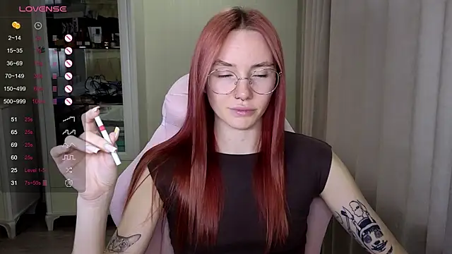 littlevildevil online show from 10-21-25, 10:49