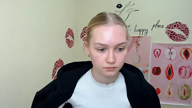 MademoiselleCl online show from 02-04-25, 10:32