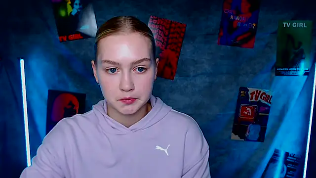 MademoiselleCl online show from 10-21-25, 12:06