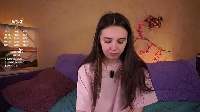 GillianDowdey online show from 04-02-26, 03:26