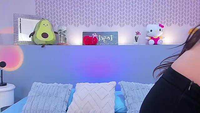 CheryelFox online show from 05-22-26, 08:47