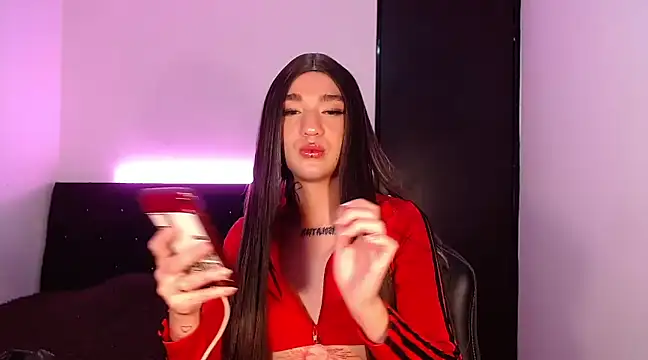 Snapshot of zarablare_ chatting on 12-23-24, 08:11 zarablare online show from 12-23-24, 08:11