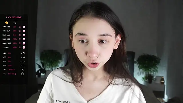 AislyEmbury online show from 02-01-25, 01:12