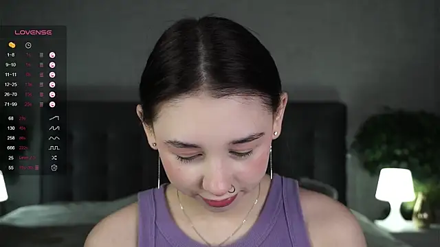 AislyEmbury online show from 03-08-25, 07:20