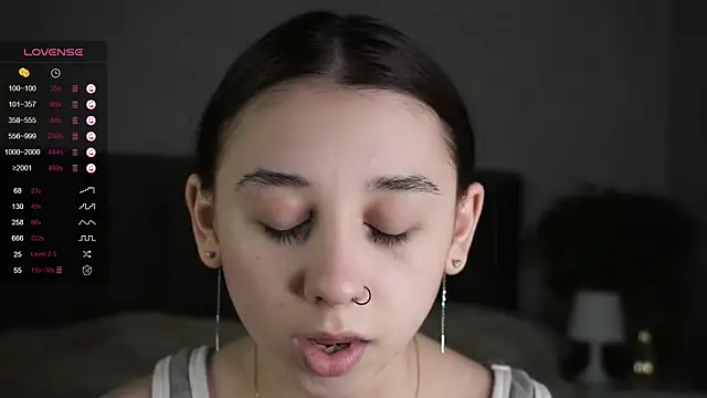 AislyEmbury online show from 03-13-25, 09:26