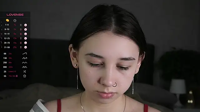 AislyEmbury online show from 03-14-25, 03:37