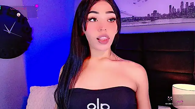 Snapshot of Valery_Sophiia chatting on 02-18-25, 07:10 Valery Sophiia online show from 02-18-25, 07:10